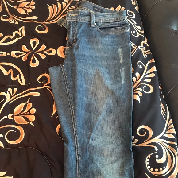 Seven - Picture 2 of 3